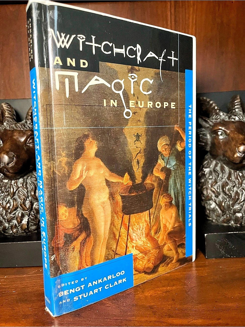 Witchcraft and Magic in Europe: The Period of the Witch Trials - Picture 2 of 4